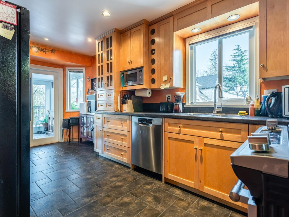 Pantry Photo of 2815 Westside Place, Abbotsford, BC