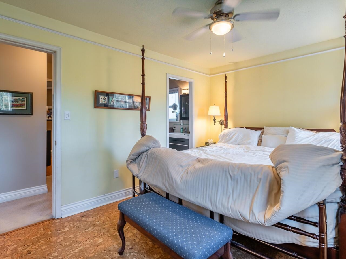 Powder Room Photo of 2815 Westside Place, Abbotsford, BC