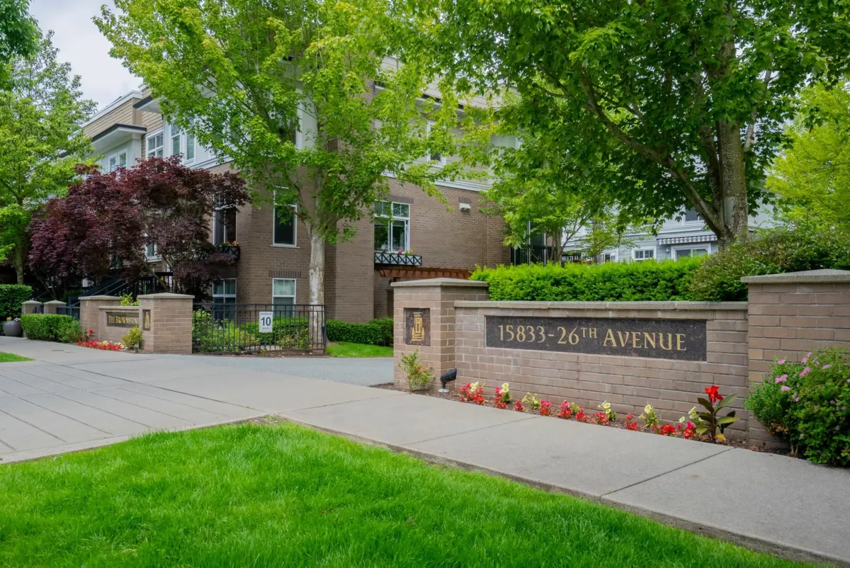 Exterior Front Photo of 15 15833 26 Avenue, Surrey, BC