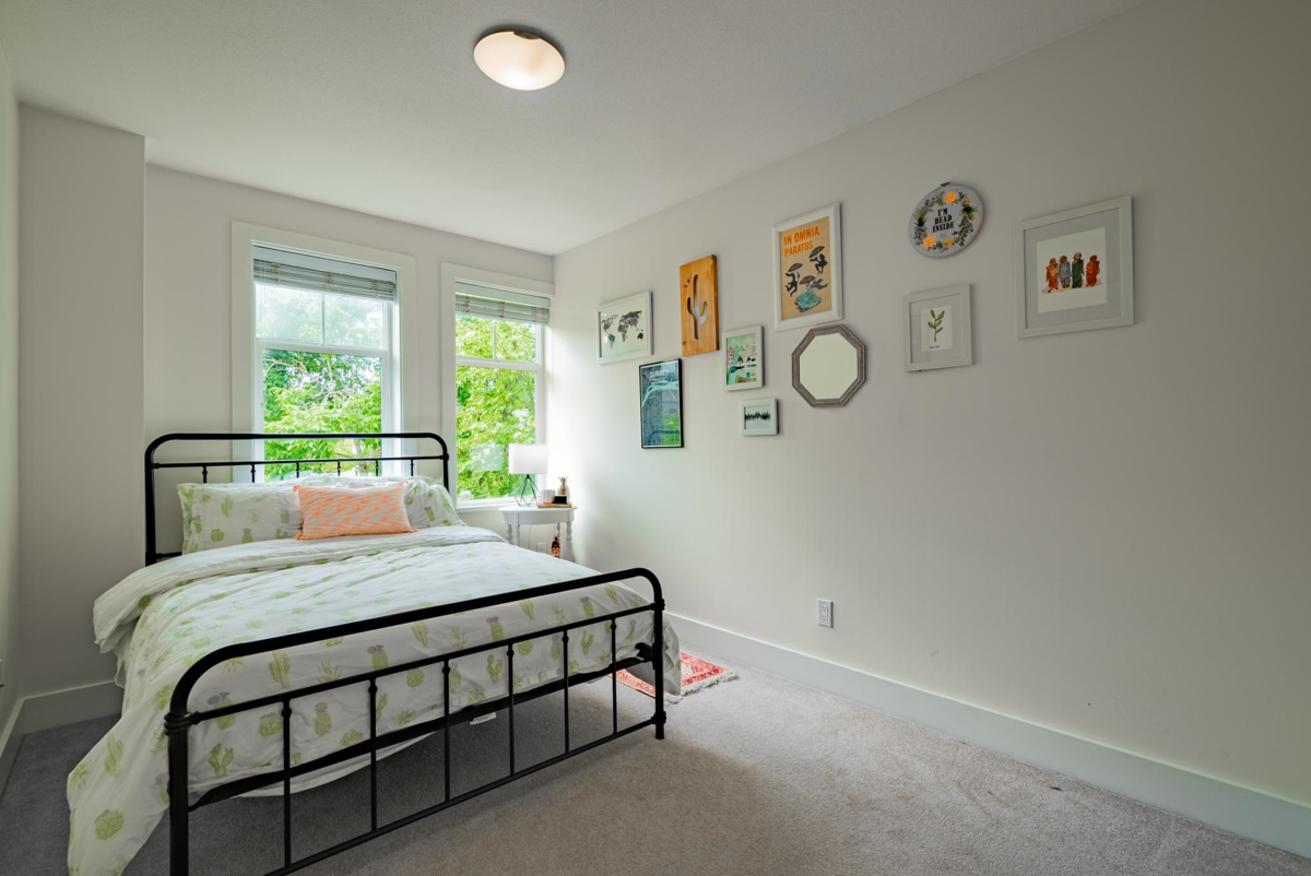 Powder Room Photo of 15 15833 26 Avenue, Surrey, BC