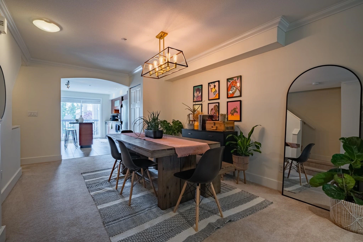 Primary Bathroom Photo of 15 15833 26 Avenue, Surrey, BC