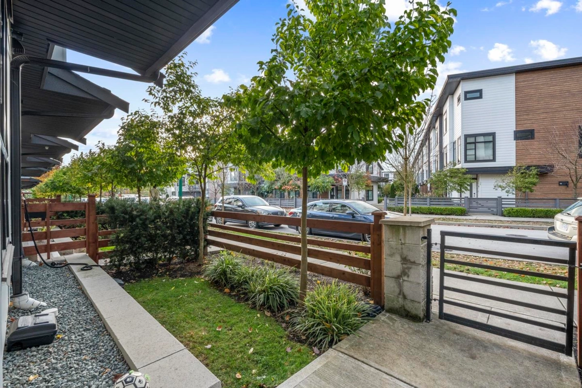 Bedroom 2 Photo of 41 7177 194a Street, Surrey, BC