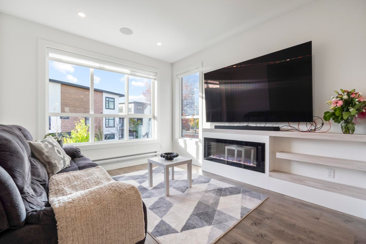 Breakfast Nook Photo of 41 7177 194a Street, Surrey, BC