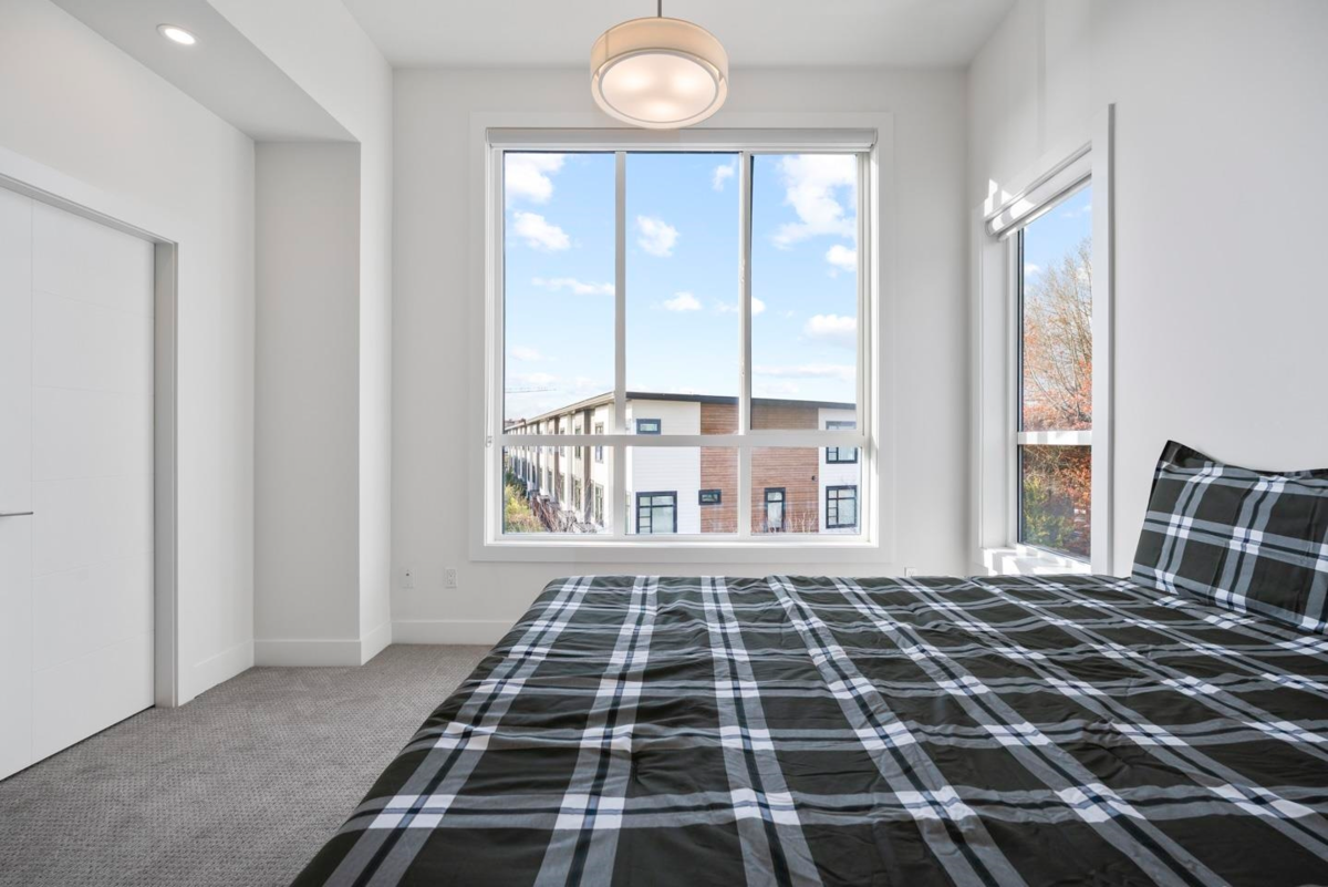 Guest Bathroom Photo of 41 7177 194a Street, Surrey, BC