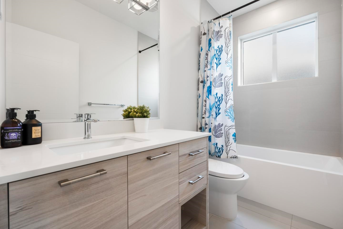 Powder Room Photo of 41 7177 194a Street, Surrey, BC