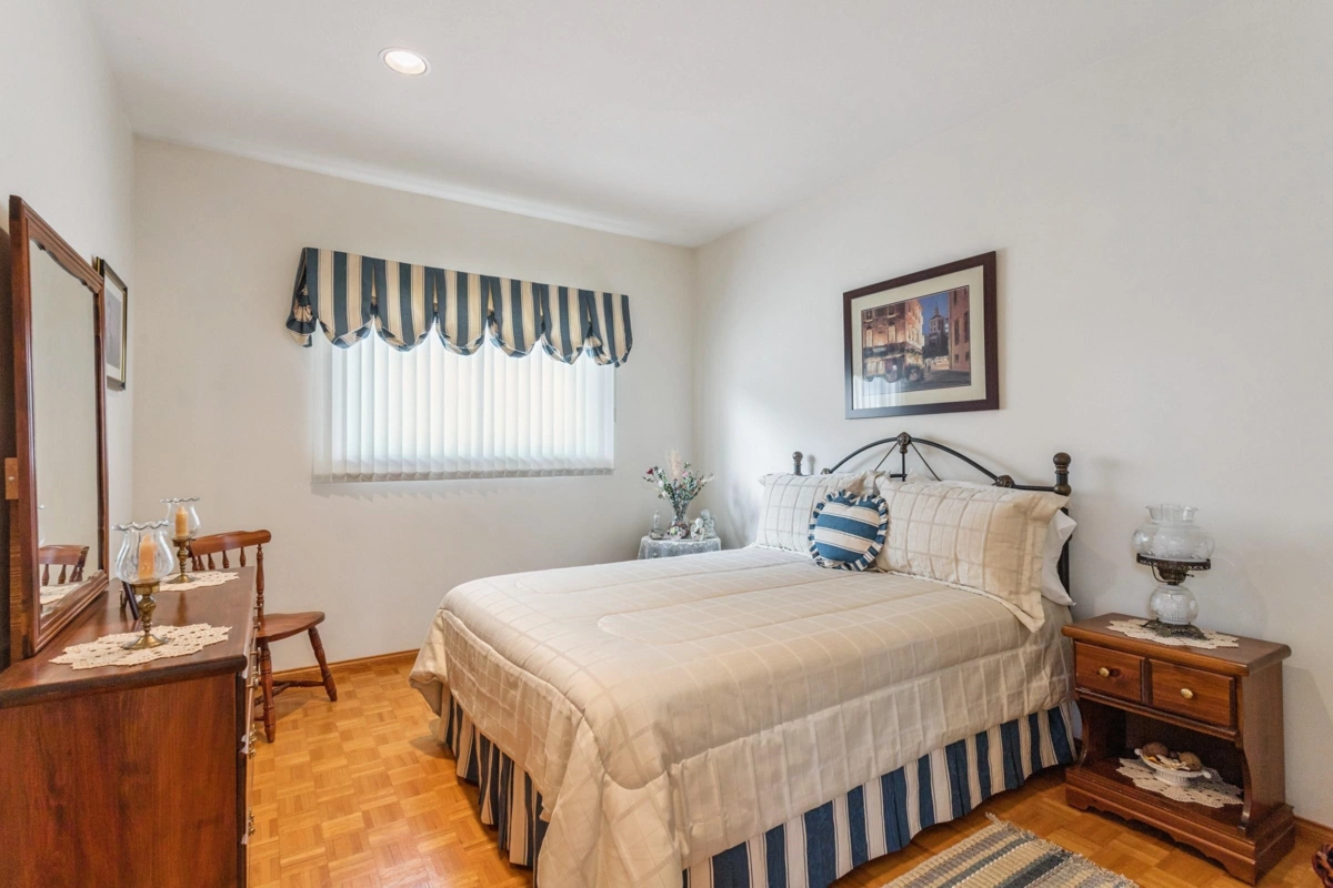 Guest Bathroom Photo of 5889 Neville Street, Burnaby, BC