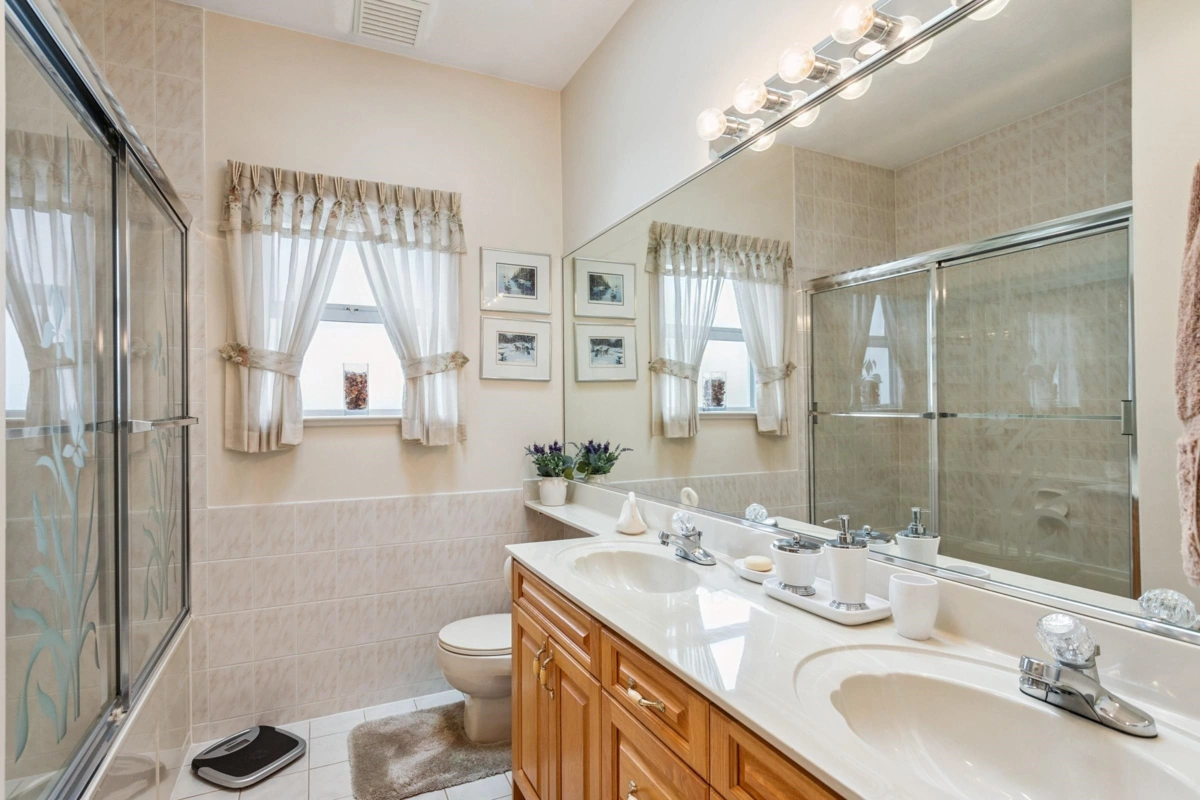 Powder Room Photo of 5889 Neville Street, Burnaby, BC