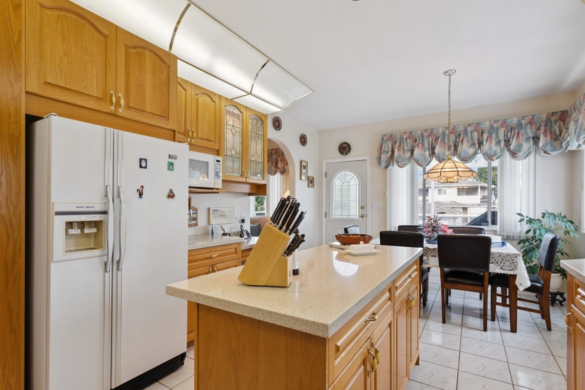 Primary Bedroom Photo of 5889 Neville Street, Burnaby, BC