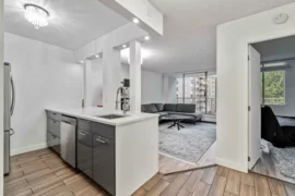 506 2004 Fullerton Avenue, North Vancouver, BC