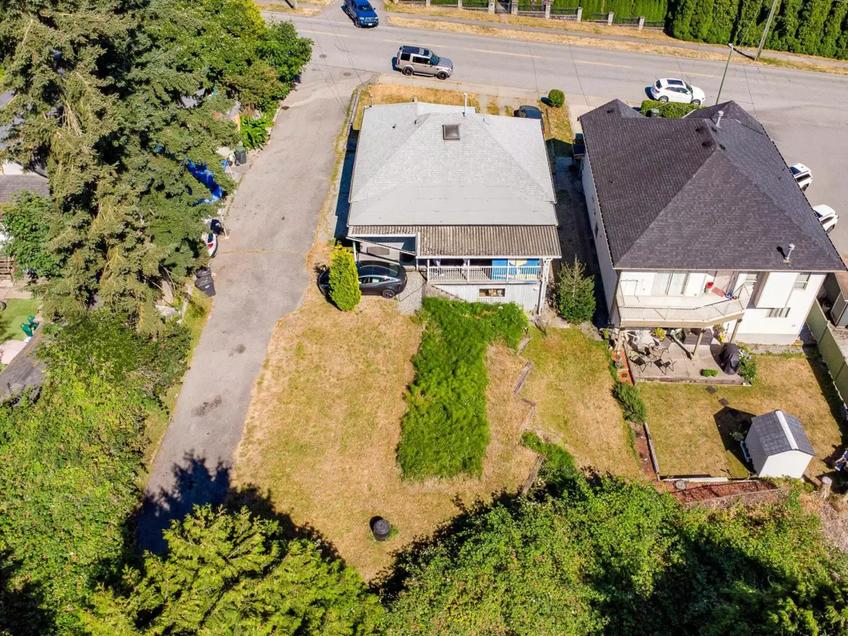 Entry Foyer Photo of 226 Nelson Street, Coquitlam, BC