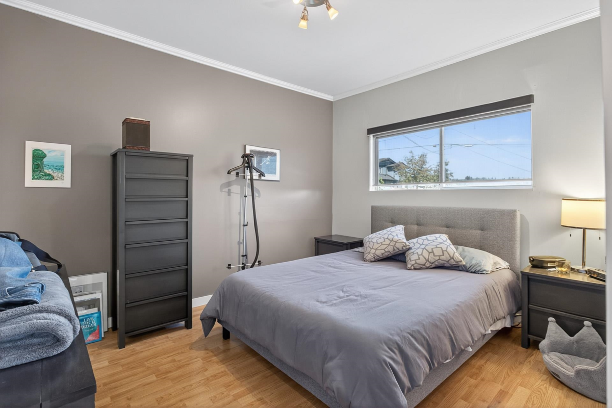 Kitchen Island Photo of 226 Nelson Street, Coquitlam, BC
