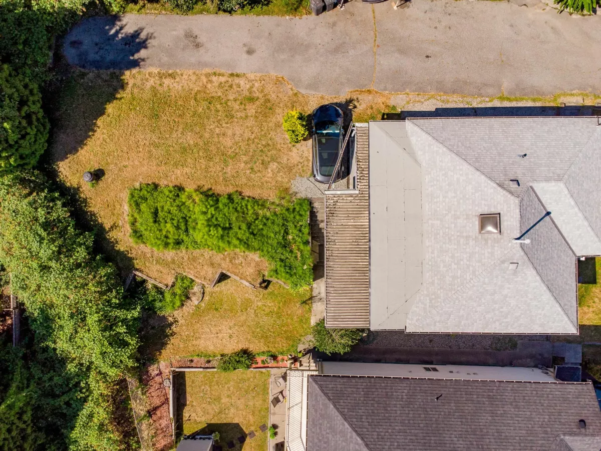Laundry Room Photo of 226 Nelson Street, Coquitlam, BC