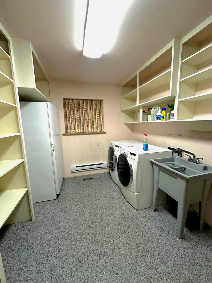 Powder Room Photo of 50585 Slanzi Road, Boston Bar / Lytton, BC