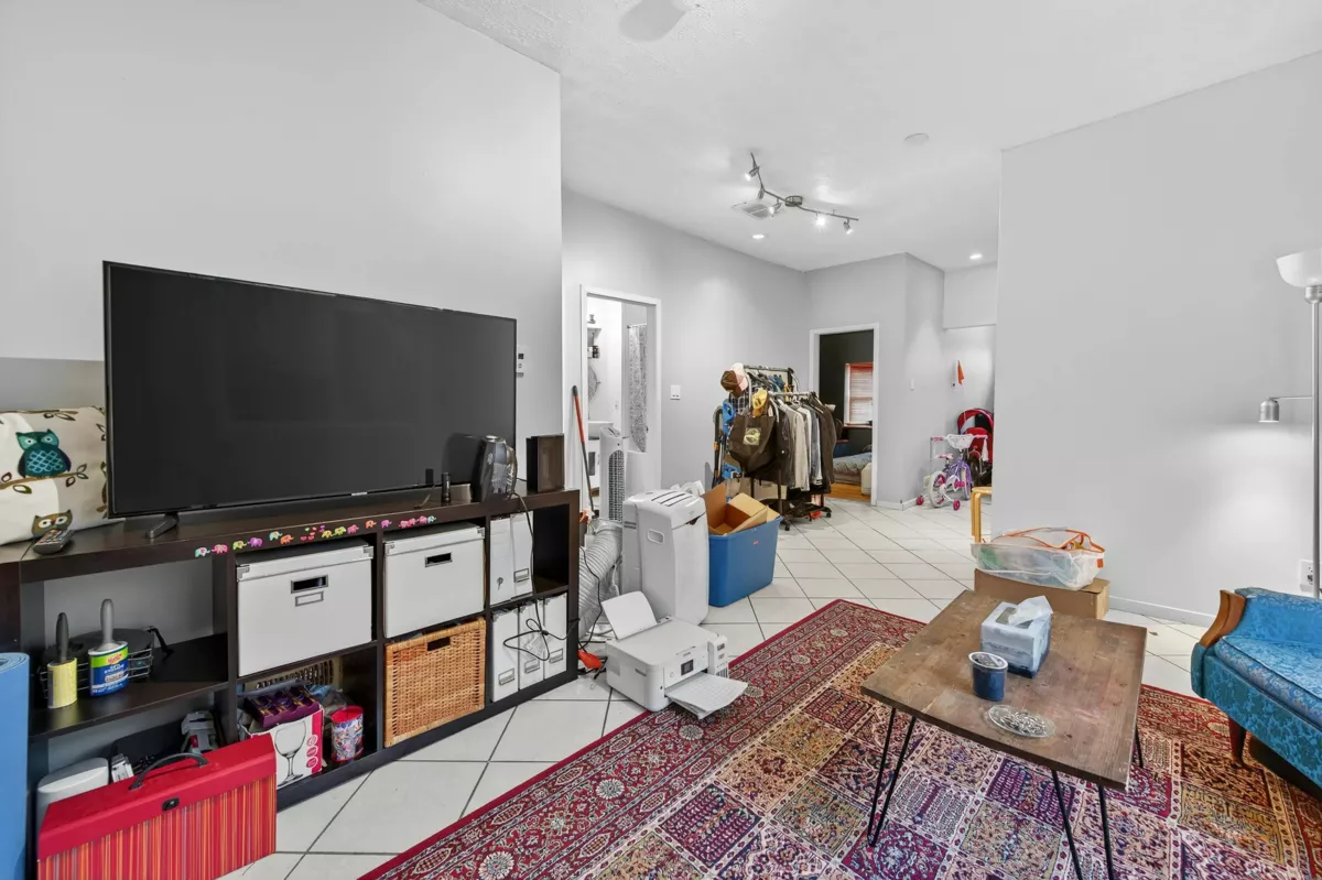 Kitchen Photo of 3838 Inverness Street, Vancouver, BC