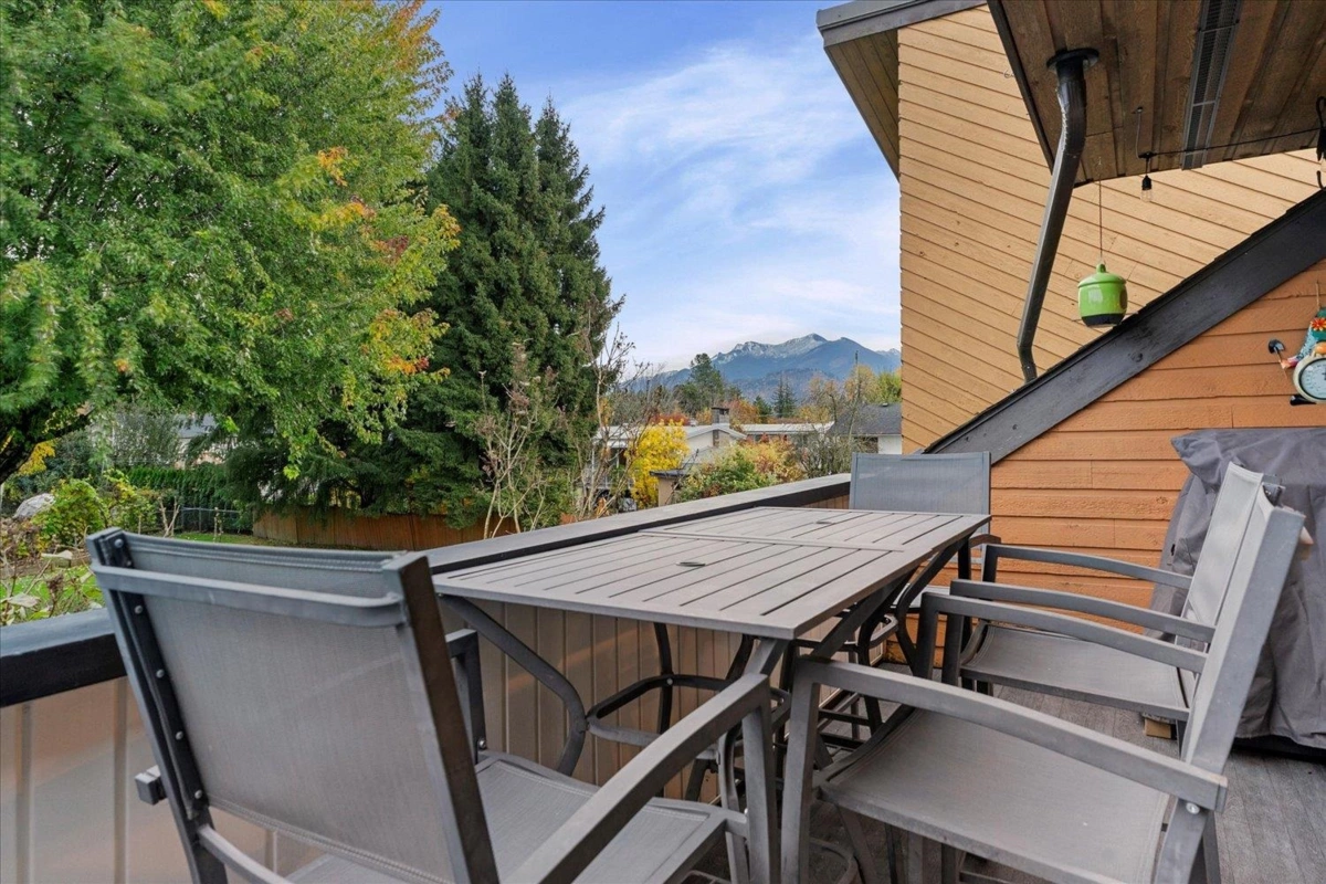 Basement Recreation Room Photo of 209 46210 Chilliwack Central Road, Chilliwack, BC