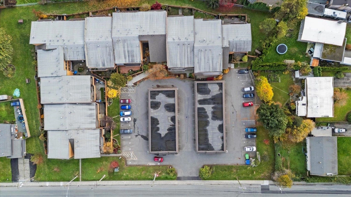 Hot Tub / Spa Photo of 209 46210 Chilliwack Central Road, Chilliwack, BC