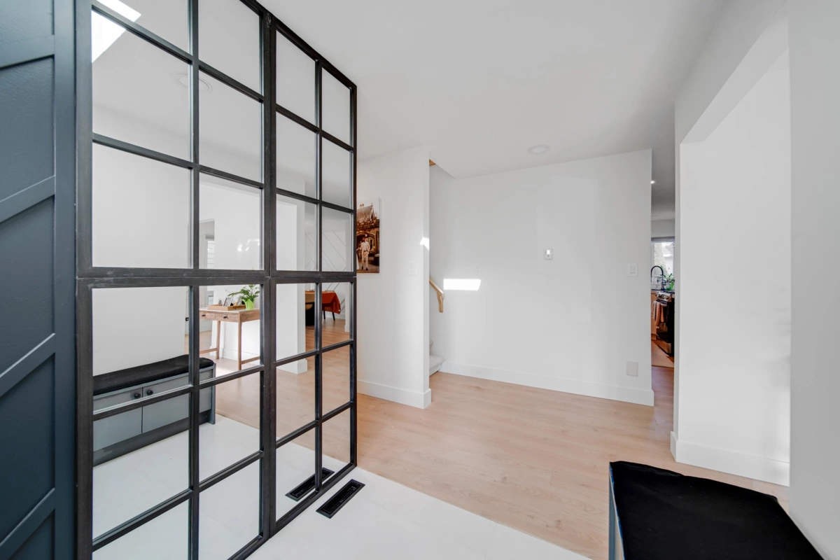 Living Room Photo of 22683 Fraserbank Crescent, Richmond, BC