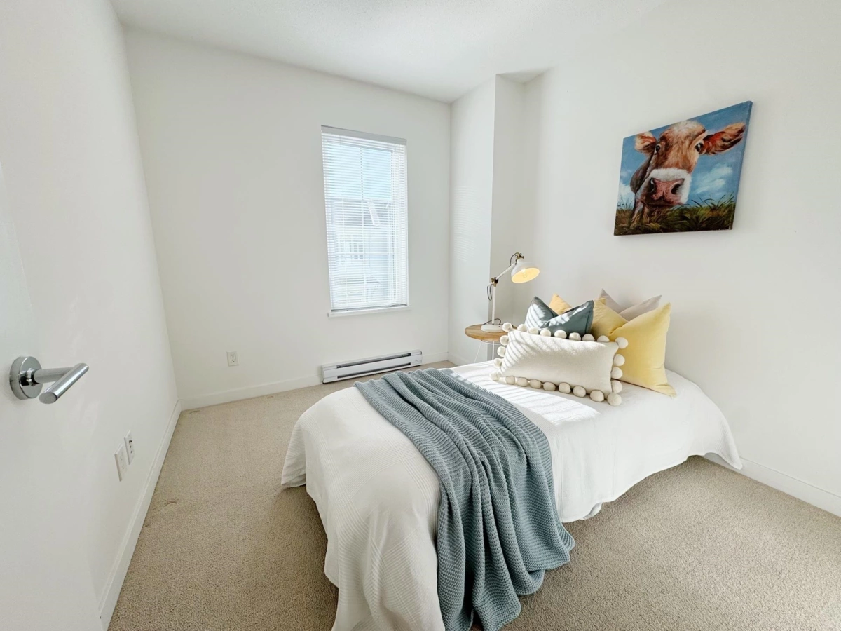 Guest Bathroom Photo of 8 2560 Pitt River Road, Port Coquitlam, BC