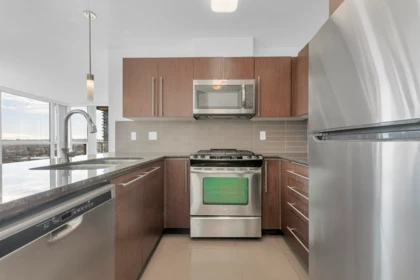 907 4888 Brentwood Drive, Burnaby, BC, Burnaby — Apartment/Condo for sale