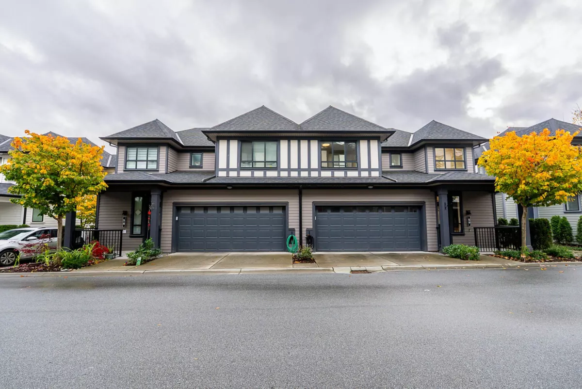 Living Room Photo of 59 3500 Burke Village Promenade, Coquitlam, BC