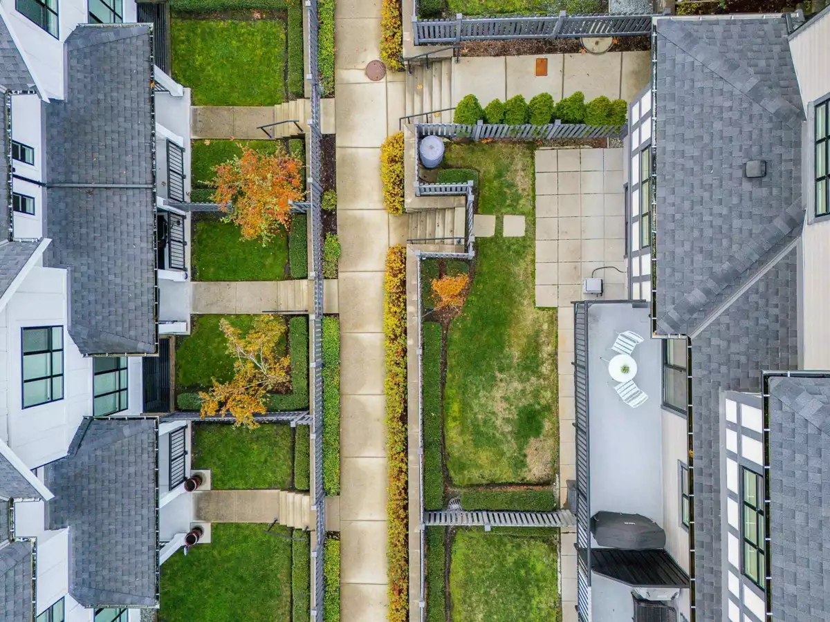 Swimming Pool Photo of 59 3500 Burke Village Promenade, Coquitlam, BC