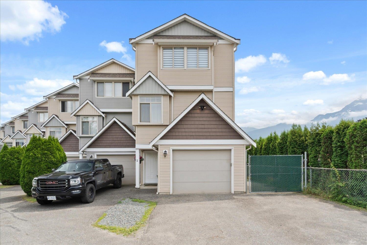 Exterior Rear Photo of 1 1802 Heath Road, Agassiz, BC