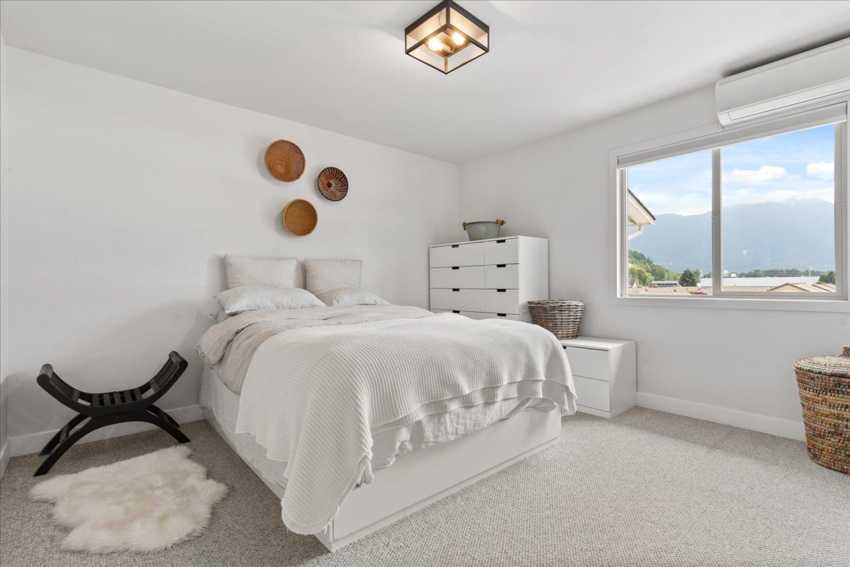 Staircase Photo of 1 1802 Heath Road, Agassiz, BC