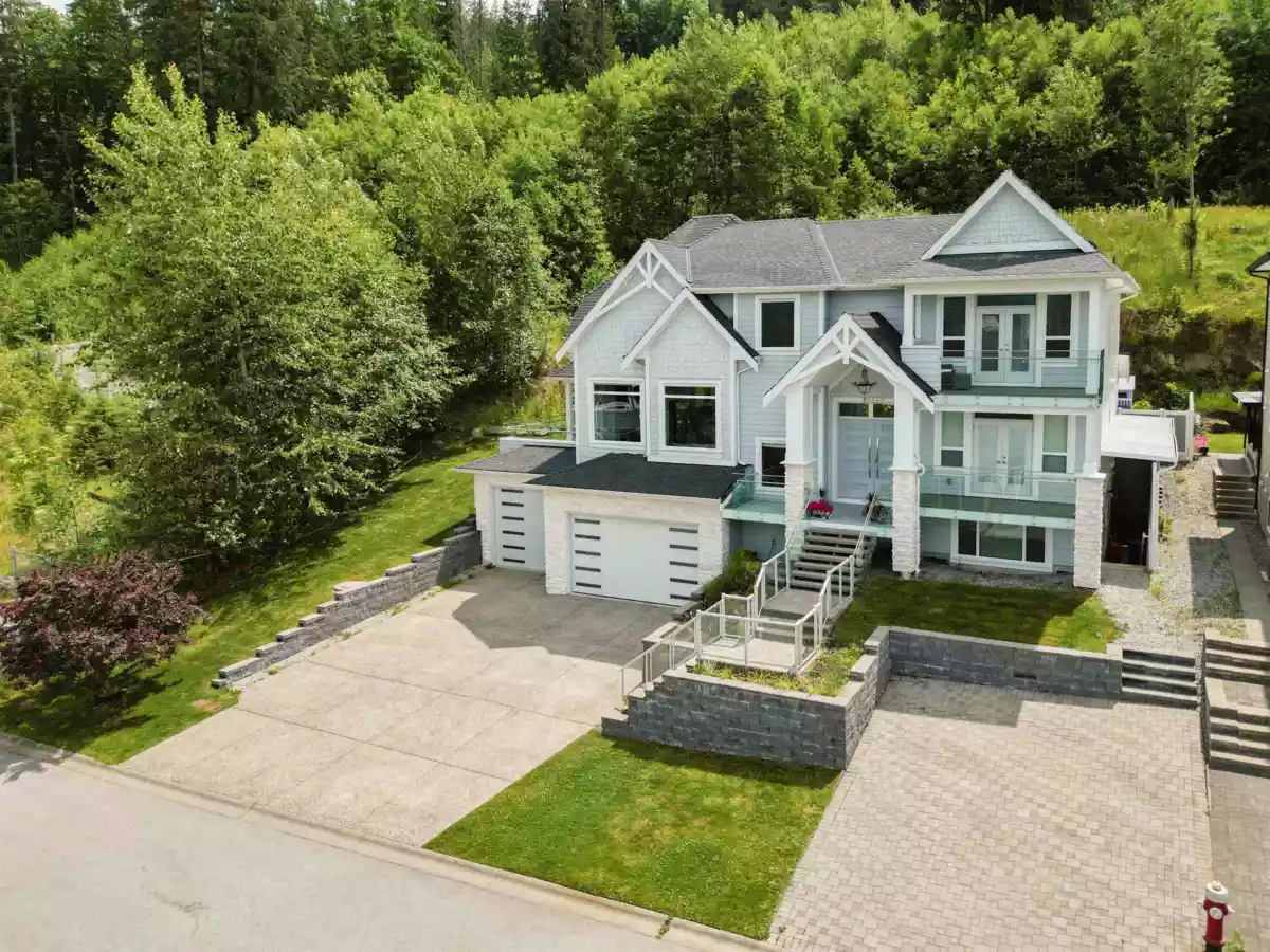 Exterior Front Photo of 25540 Godwin Drive, Maple Ridge, BC