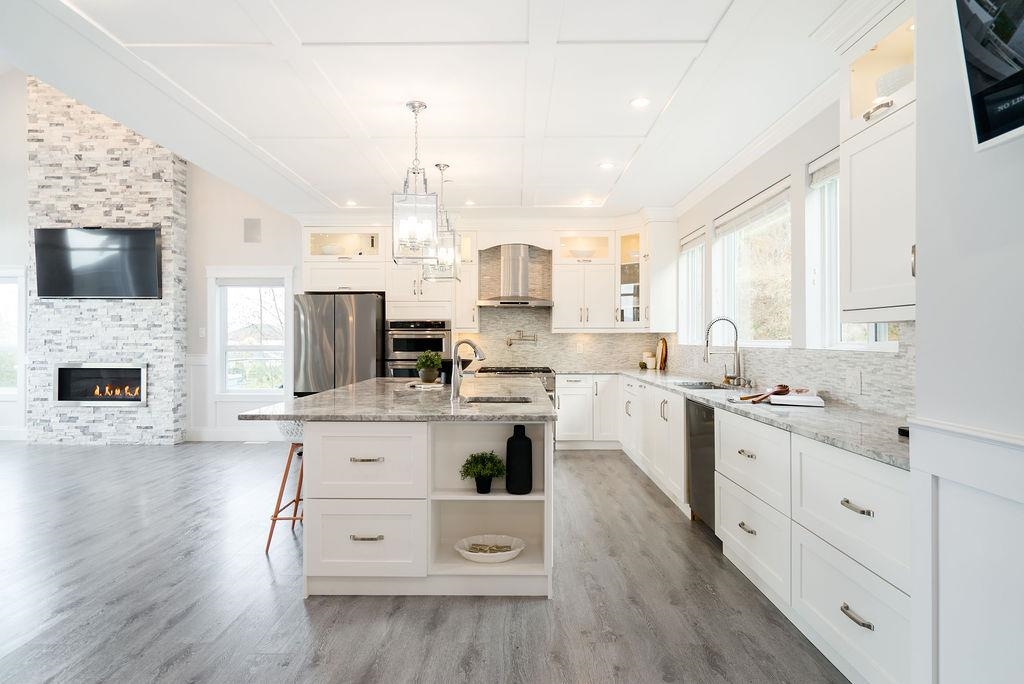 Kitchen Photo of 25540 Godwin Drive, Maple Ridge, BC