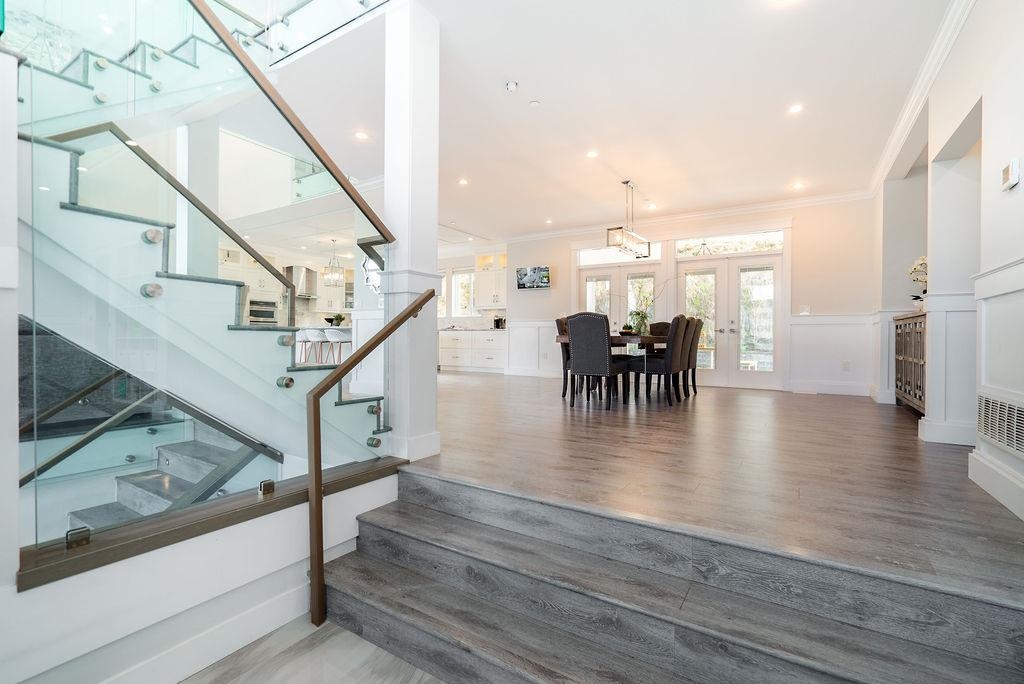 Living Room Photo of 25540 Godwin Drive, Maple Ridge, BC