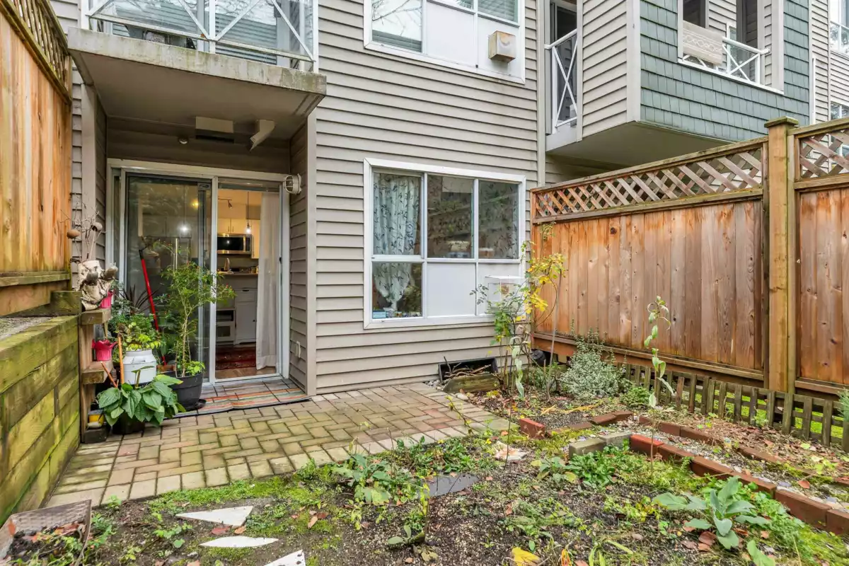 Mudroom Photo of 311 528 Rochester Avenue, Coquitlam, BC