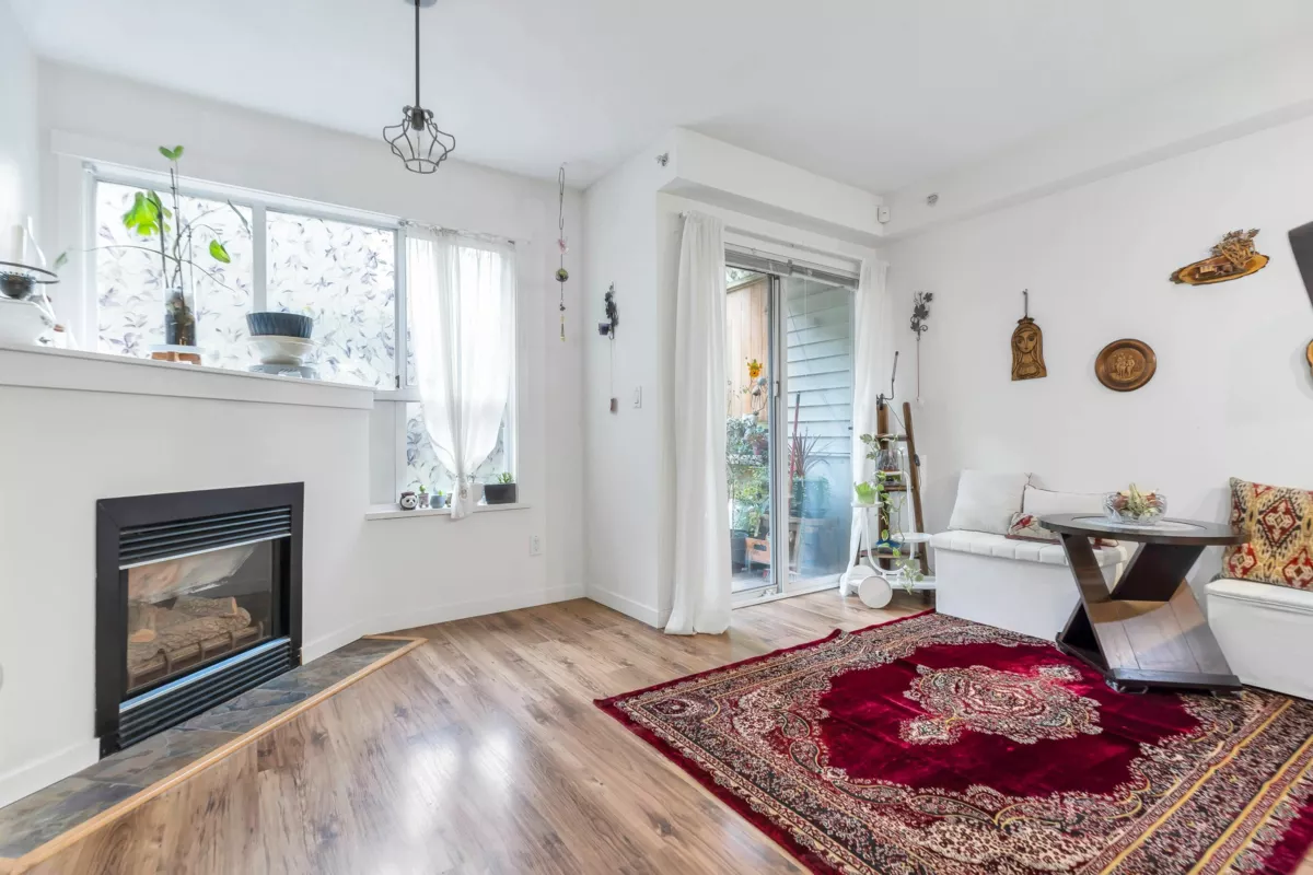 Walk-In Closet Photo of 311 528 Rochester Avenue, Coquitlam, BC