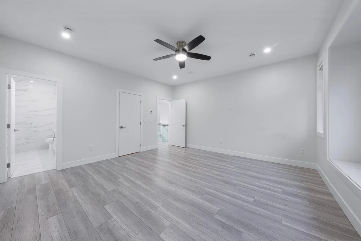 Front Yard Photo of 8665 154a Street, Surrey, BC