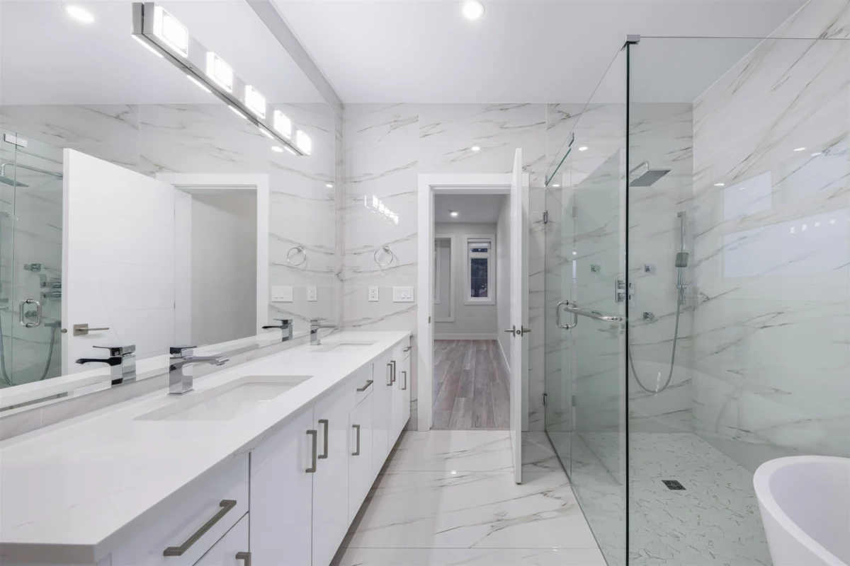 Outdoor Deck Photo of 8665 154a Street, Surrey, BC