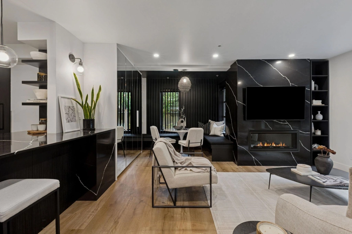 Kitchen Photo of 104 2119 Yew Street, Vancouver, BC