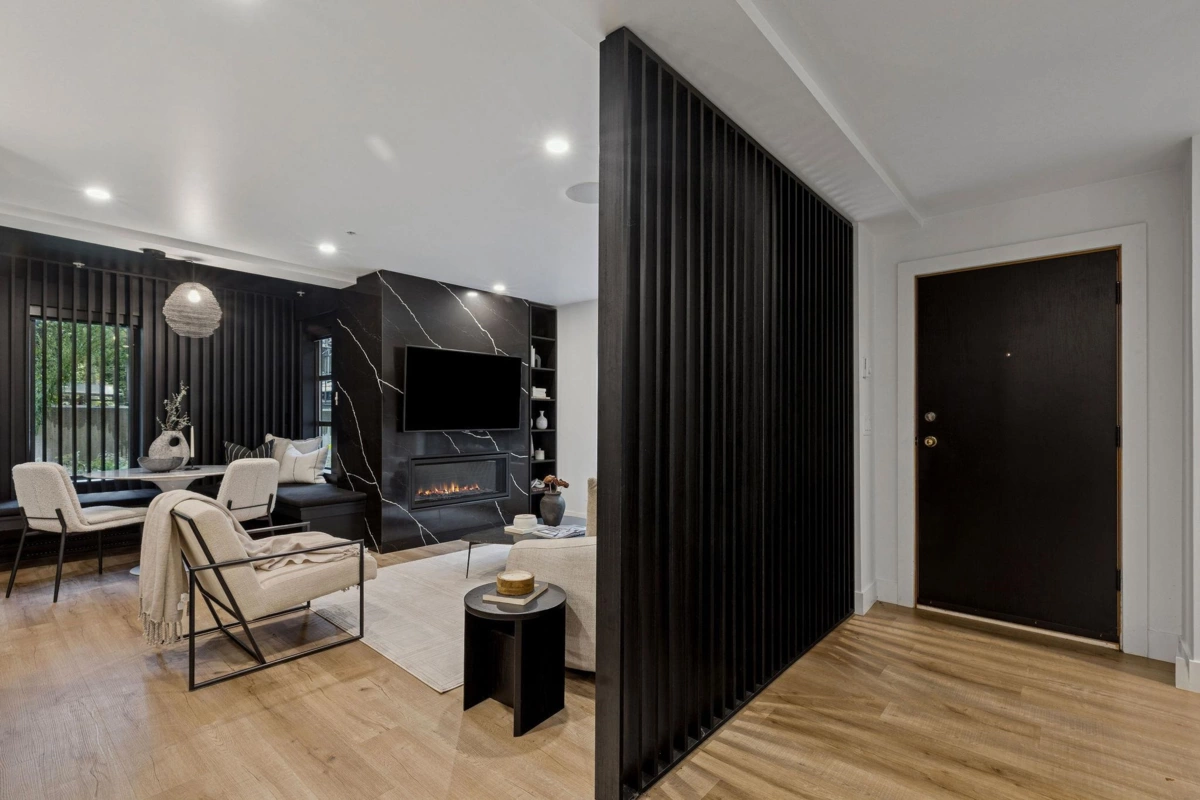 Laundry Room Photo of 104 2119 Yew Street, Vancouver, BC