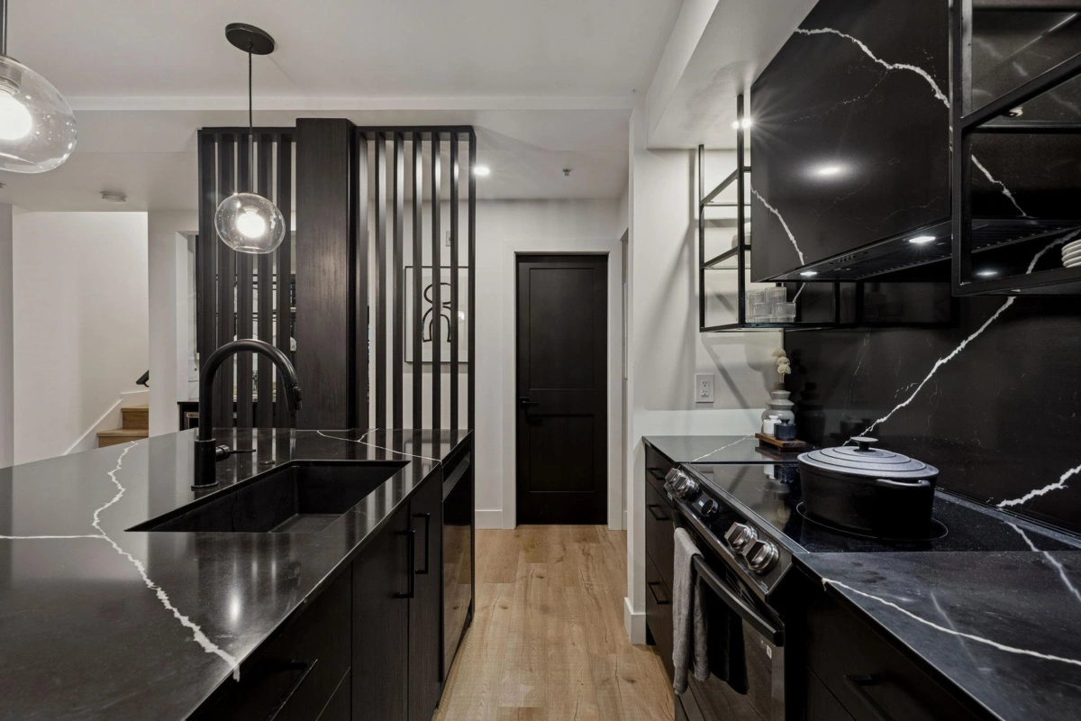 Loft / Bonus Room Photo of 104 2119 Yew Street, Vancouver, BC