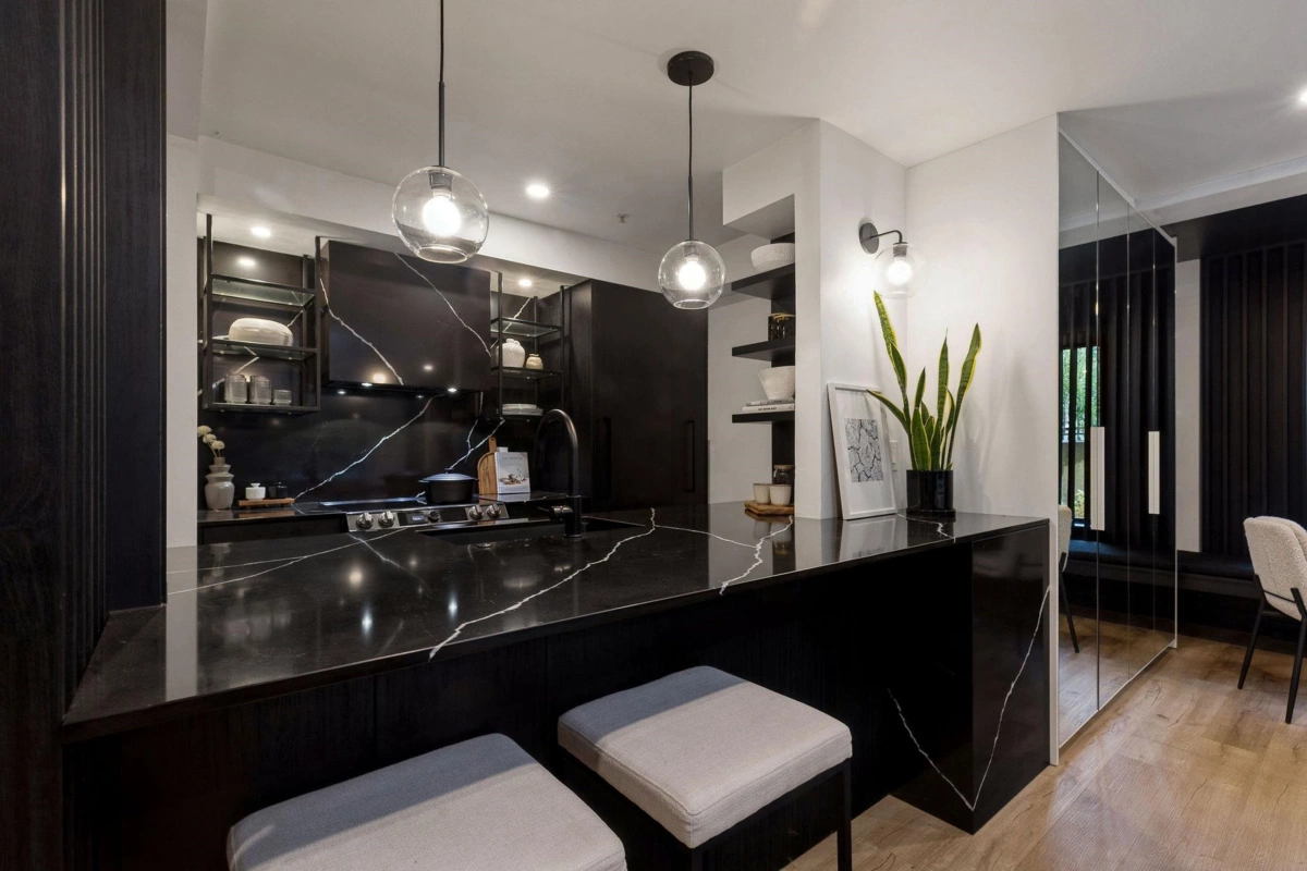 Powder Room Photo of 104 2119 Yew Street, Vancouver, BC