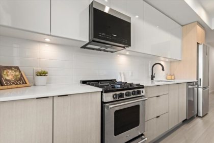 Pantry Photo of 204 2277 Hawthorne Avenue, Port Coquitlam, BC