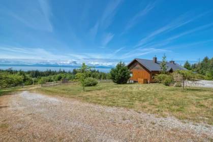 Community Amenities Photo (Clubhouse) of 2247 Pixton Road, Roberts Creek, BC