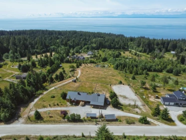 2247 Pixton Road, Roberts Creek, BC, Roberts Creek — Single Family Residence for sale