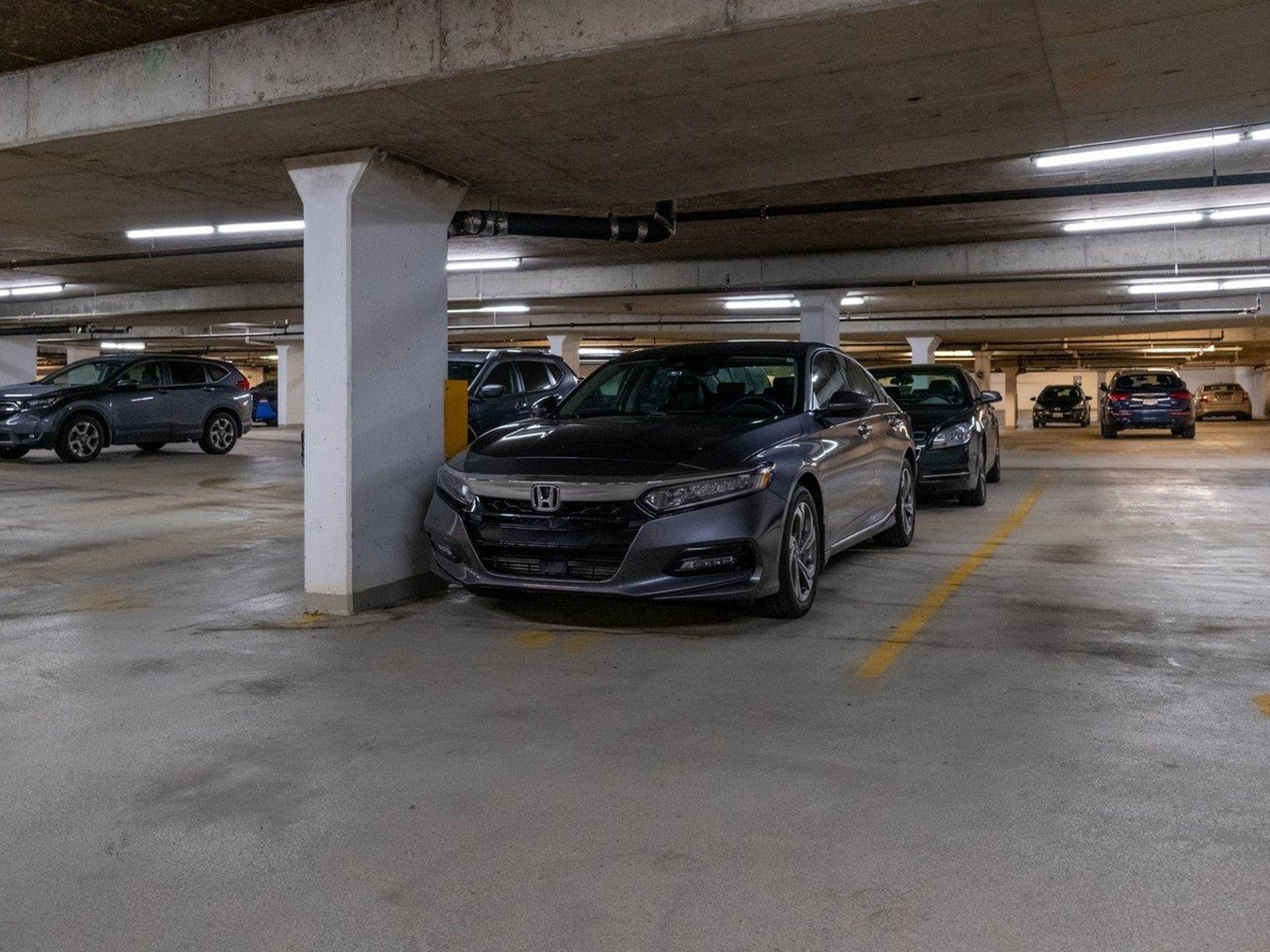 Bedroom 2 Photo of 1005 2088 Madison Avenue, Burnaby, BC