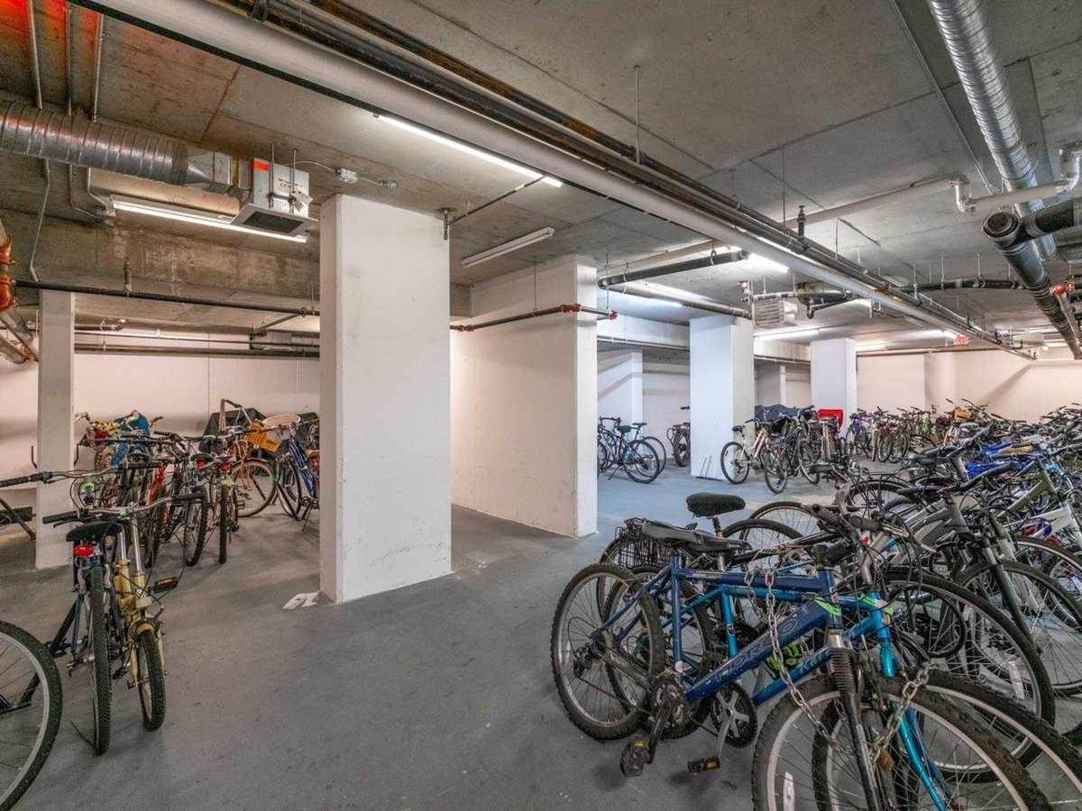 Bedroom 3 Photo of 1005 2088 Madison Avenue, Burnaby, BC