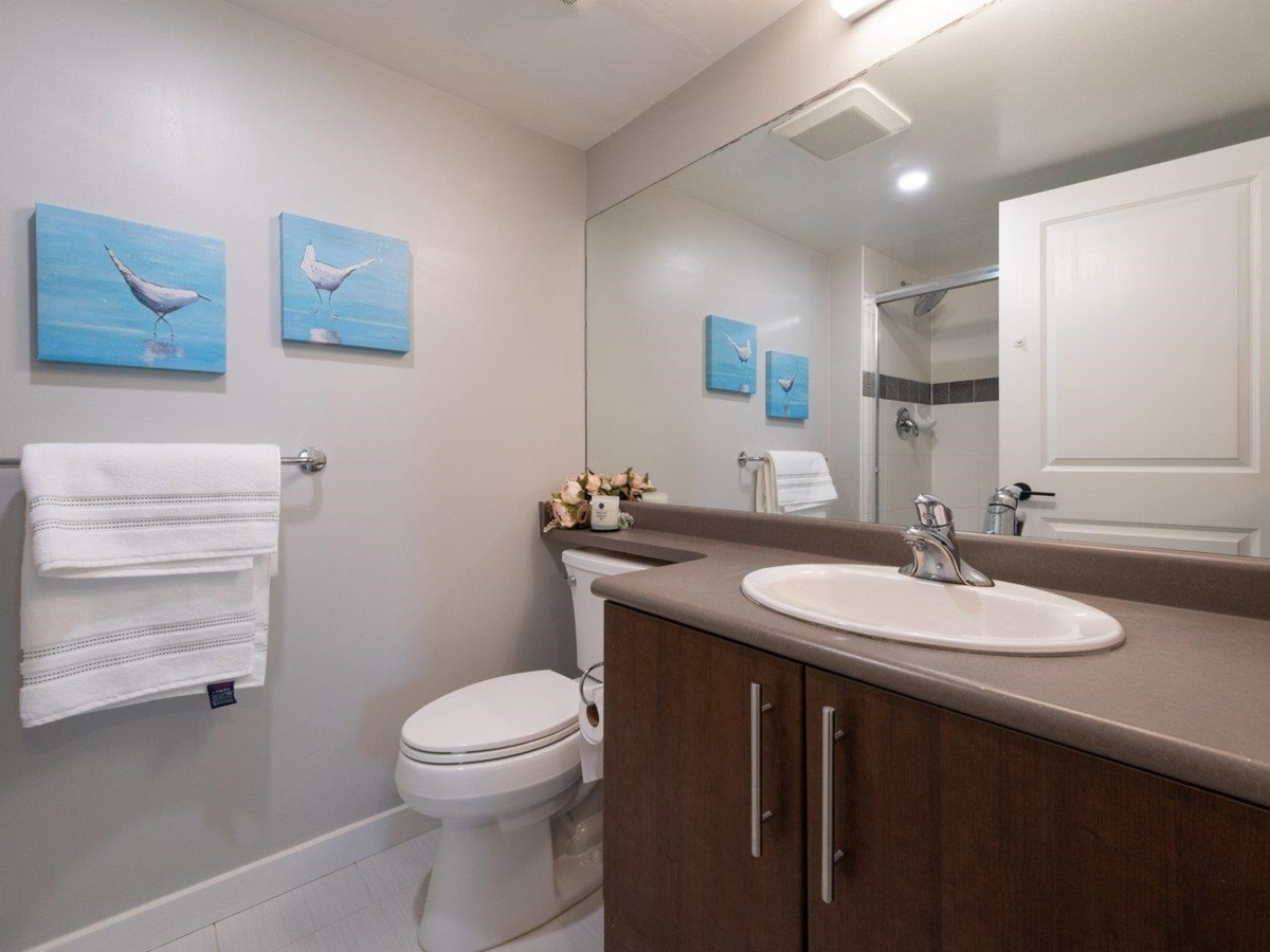 Breakfast Nook Photo of 1005 2088 Madison Avenue, Burnaby, BC