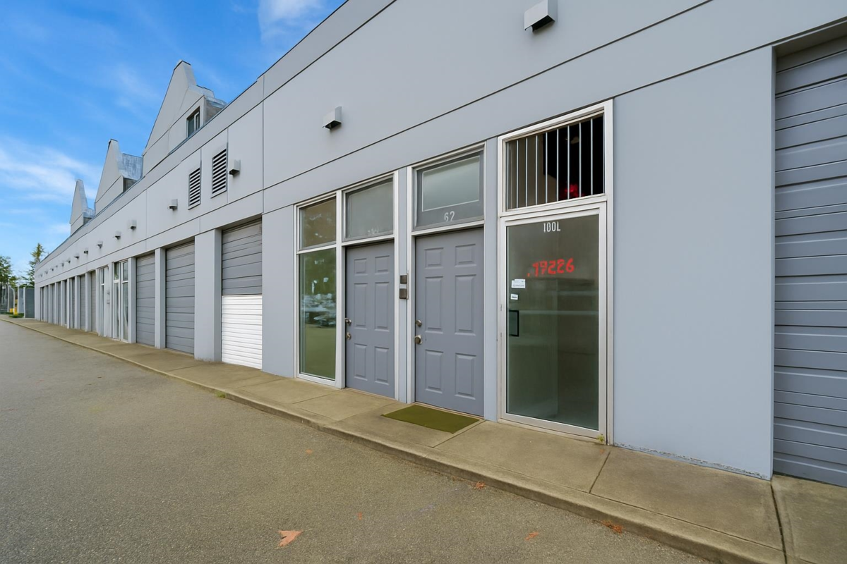 Aerial View of 201 19897 56 Avenue, Langley, BC