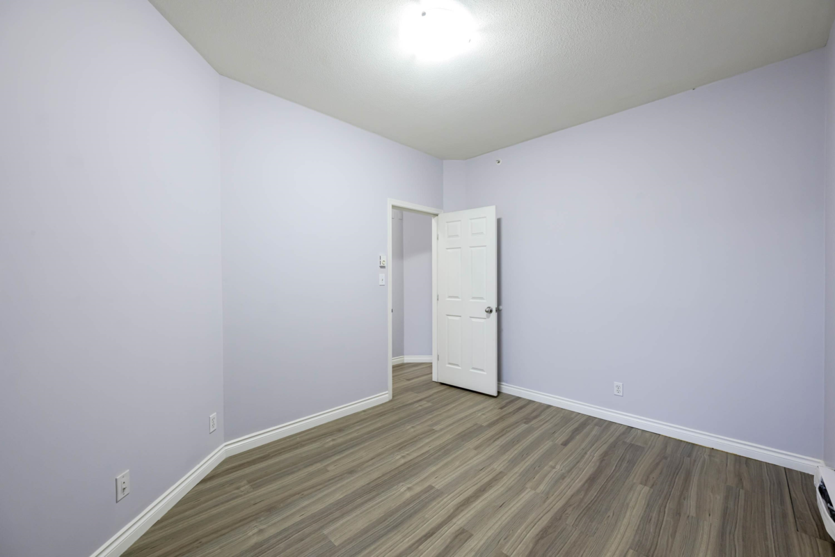 Backyard Photo of 201 19897 56 Avenue, Langley, BC