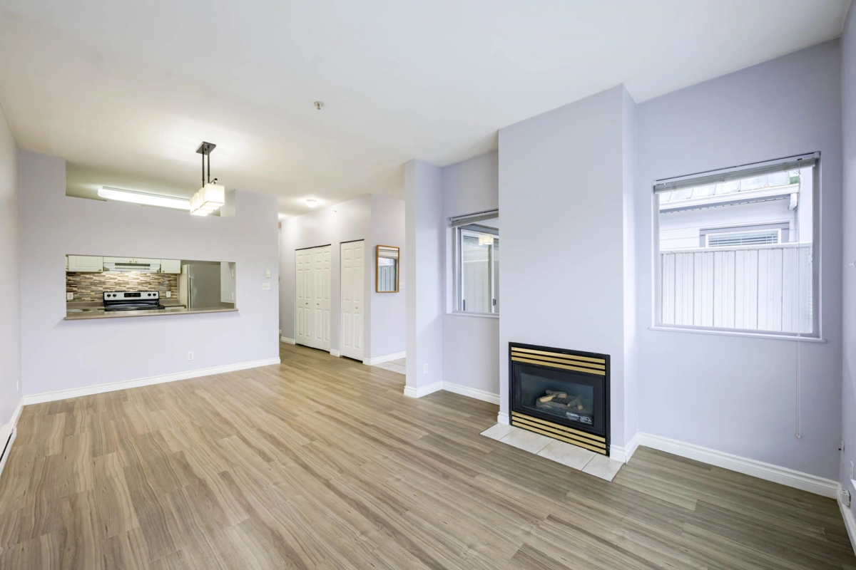 Bedroom 2 Photo of 201 19897 56 Avenue, Langley, BC