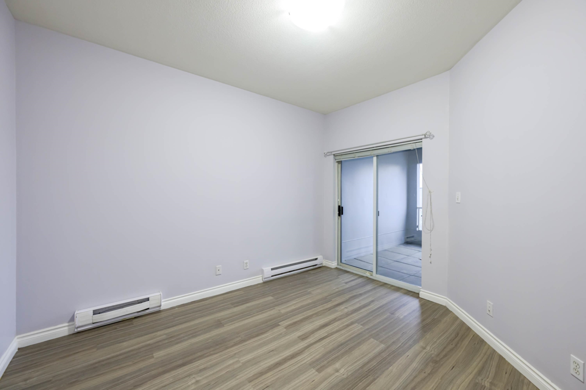 Outdoor Deck Photo of 201 19897 56 Avenue, Langley, BC