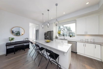 Kitchen Photo of 16586 21 Avenue, Surrey, BC