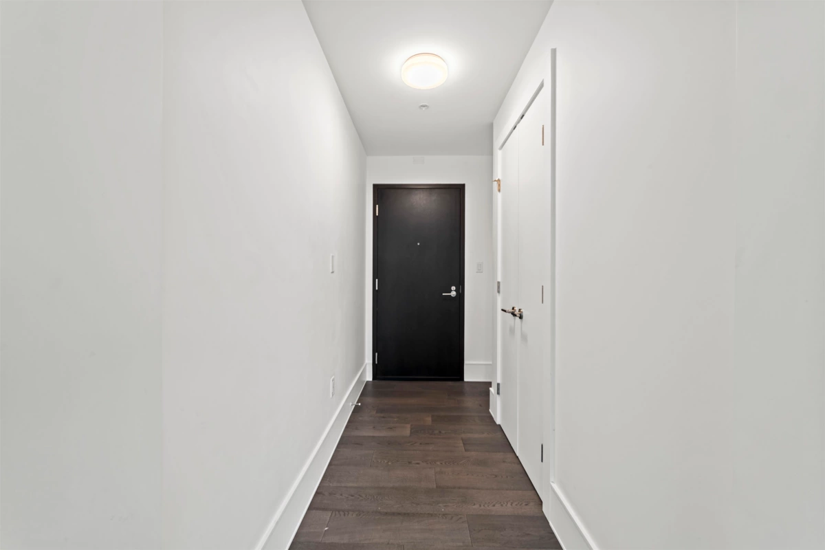 Guest Bathroom Photo of 803 1501 Foster Street, White Rock, BC